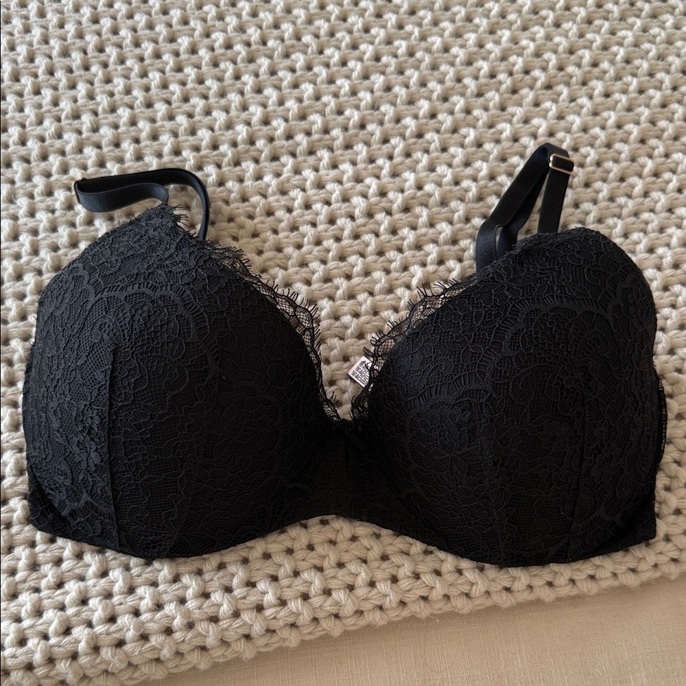 Victoria’s Secret Black Lace push up Bra